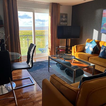 Cockledora, A Luxury Ground Floor Beachfront Apartment لينيلي المظهر الخارجي الصورة