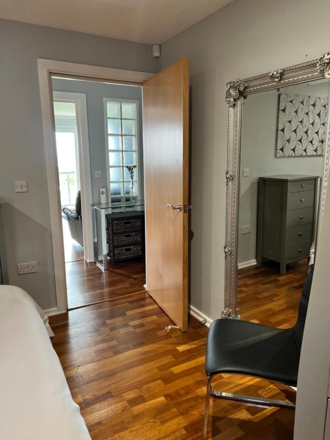 Cockledora, A Luxury Ground Floor Beachfront Apartment لينيلي المظهر الخارجي الصورة