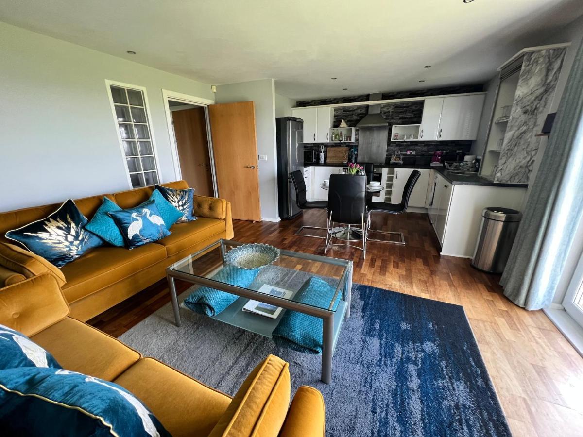Cockledora, A Luxury Ground Floor Beachfront Apartment لينيلي المظهر الخارجي الصورة