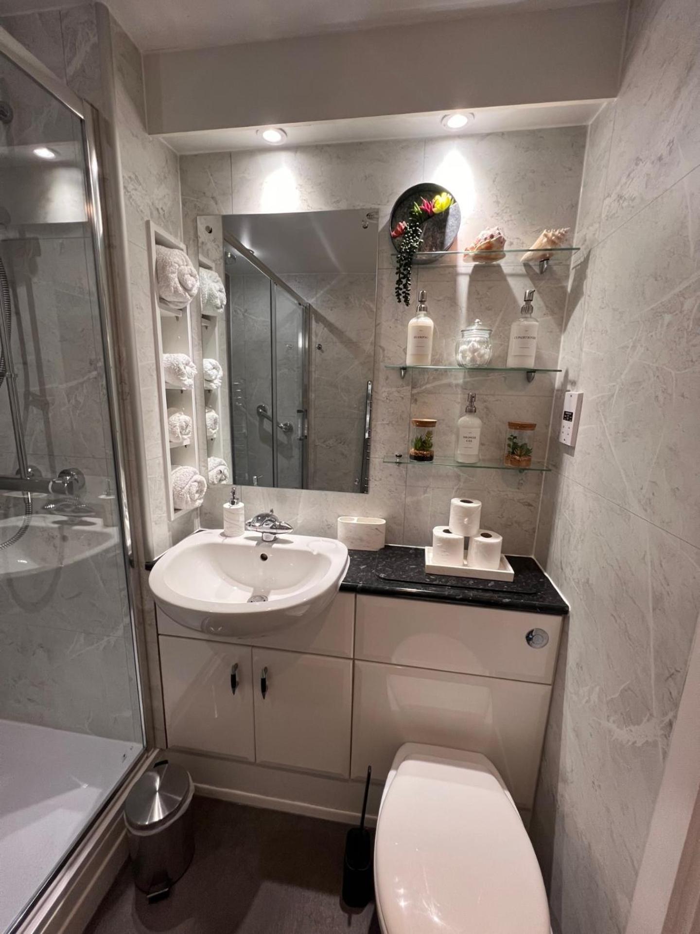 Cockledora, A Luxury Ground Floor Beachfront Apartment لينيلي المظهر الخارجي الصورة